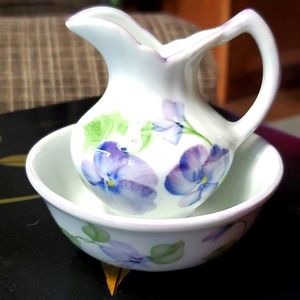 Andrea by sadek pitcher & bowl. Approx 4.5" high